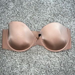 SOLD | Victoria’s Secret Sexy Illusions Lightly Lined Strapless Bra